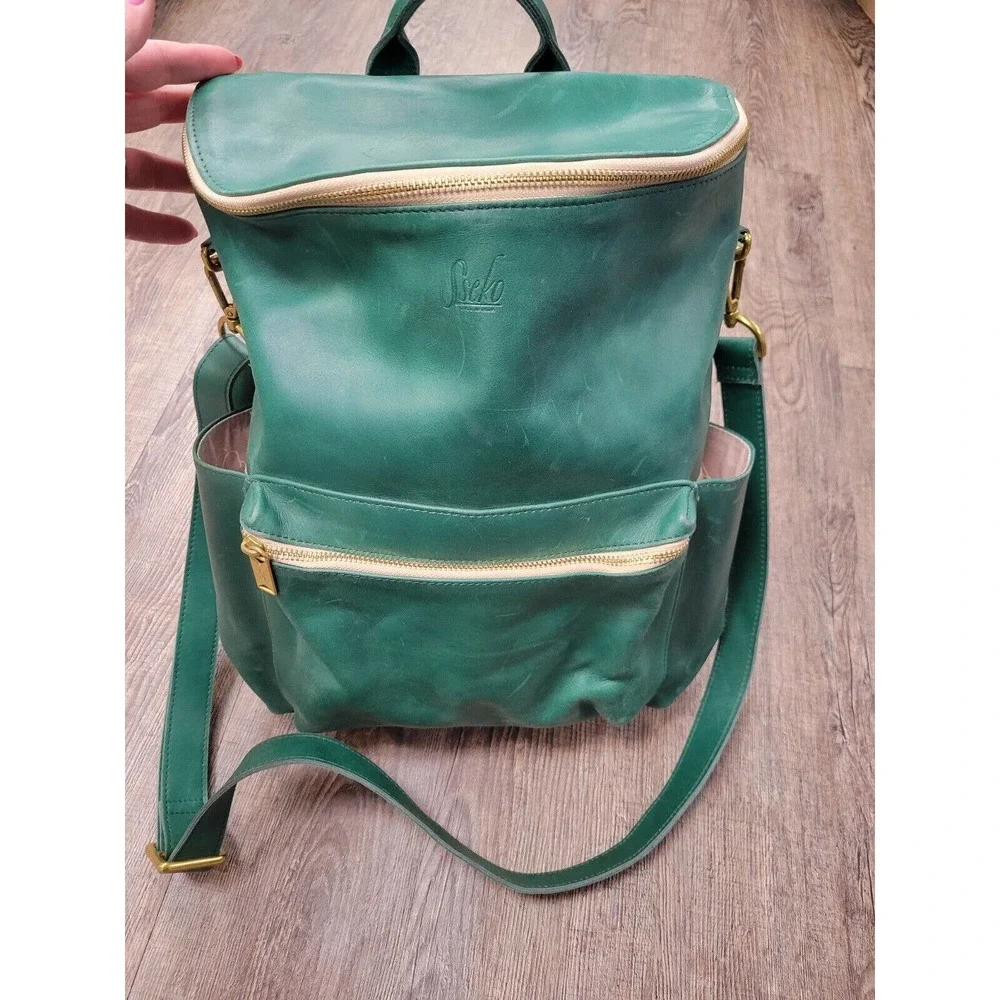 Sseko Designs Genuine Leather Green Crescent Convertible Crossbody Backpack Purs - Picture 2 of 9